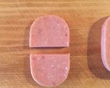 ベビーハムでお花の目玉焼き＊デコごはん作り方2写真