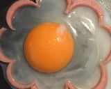 ベビーハムでお花の目玉焼き＊デコごはん作り方6写真