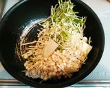 余り物時短レシピ★えのきカニかま豆苗炒め作り方2写真