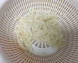 残ったそうめんで！おやつカンパニー作り方1写真