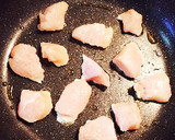 鶏胸しっとり♡トマト胡瓜のさっぱり炒め作り方3写真