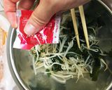 簡単おいしい!もやしとワカメのナムル作り方4写真