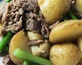 新ジャガと牛肉のガリバタ醤油炒め作り方7写真