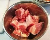 鶏モモと茄子とたまご巾着の煮つけ作り方1写真