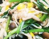 付け合せにしめじとほうれん草の時短ソテー作り方4写真