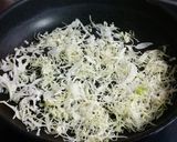 食物繊維たっぷり♪炒りキャベツの卵寄せ♪作り方1写真
