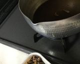 牛肉とコンニャクの煮物作り方4写真