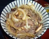 オーストラリア産の牛半額１８０gの牛丼作り方2写真