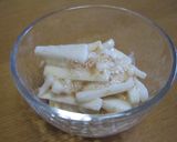 簡単！さっぱり副菜♪長芋の梅肉和え作り方4写真