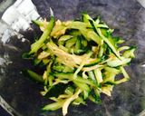 たっぷりきゅうりと蒸し鶏のサラダ作り方2写真