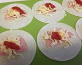 簡単！餃子の皮でハムチーズ揚げ♪作り方3写真