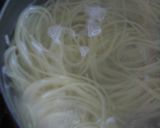とろ～りチーズと春キャベツのトマトパスタ作り方1写真