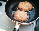 ﾊﾝﾊﾞｰｸﾞ～焼肉風～作り方4写真