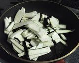 茄子と豚肉のピリ辛甘酢和え作り方7写真