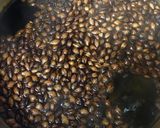 自家製★丸粒六条大麦で作る金色麦茶♪作り方4写真