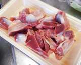 くにしゃんの砂肝とおくらの醤油炒め♪作り方1写真