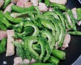 ししとう・ゴーヤ・豚肉の夏らしいソテー♪作り方2写真