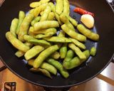 簡単美味しい♪旬の枝豆のペペロンチーノ作り方3写真