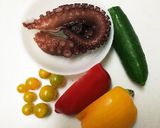 簡単☆彩りタコマリネ作り方1写真