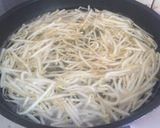ラー油で作る！もやしときゅうりの鶏ナムル作り方1写真