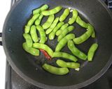 ビールが進む♪枝豆のアンチョビ炒め作り方3写真