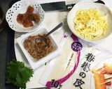 梅納豆ととろけるチーズのミニ春巻き作り方1写真