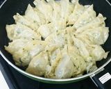 ジュワッと肉汁⭐皮パリパリ餃子作り方8写真