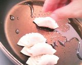 失敗しない♪パリッとぎょうざの焼き方♪作り方2写真
