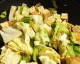簡単おかず、厚揚げとキャベツの豆板醤炒め作り方5写真