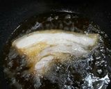 本格タイ料理　豚の唐揚げ　ムーコップ作り方5写真
