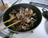 簡単！牛肉と 舞茸の スタミナ 炒め！♫作り方4写真