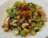 セロリと胡瓜と鶏肉の味噌炒め作り方4写真