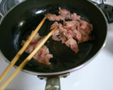 簡単　早い！　豚肉と　もやしの　塩炒め！作り方1写真