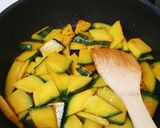 ピリ辛！かぼちゃの炒め煮～韓国風～作り方6写真