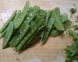 簡単 みょうが 絹さや 椎茸のお吸い物！作り方2写真