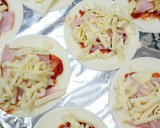 餃子の皮をリメイク♪好きな具で簡単ピザ♪作り方1写真