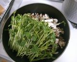 簡単 早い! 豆苗と きのこの 炒め物♪作り方4写真