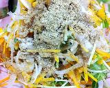 かぼちゃと玉ねぎ、豆苗のごま油サラダ作り方3写真