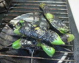 夏の焼くだけ空豆☺美味しい塩を添えて作り方3写真