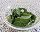❀モロヘイヤ＆茸のかき玉味噌汁❀作り方1写真