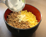 出汁をかけて激ウマ♡そぼろの出汁丼作り方6写真