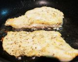 簡単 鶏肉ソテー♪玉ねぎ・にんにくソース作り方9写真