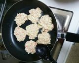 簡単おから入りカニかま豆腐のふわふわ焼き作り方3写真