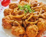 ぶなしめじと柔らか肉団子のケチャップ煮作り方8写真
