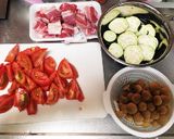 圧力鍋で簡単！豚肉とトマトのワイン煮込み作り方1写真