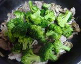 簡単★豚肉とブロッコリーのピリ辛味噌炒め作り方7写真