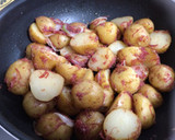 こじゃがのコンビーフ炒め作り方4写真