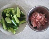 胡瓜と豚バラ肉の柚子胡椒炒め作り方2写真