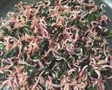 ビーツの葉としらすのパスタ♪作り方1写真