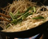 鉄フライパンで、もやし主役のレバニラ炒め作り方8写真